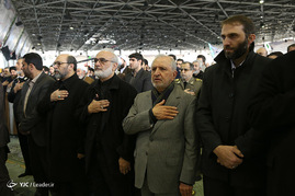 اقامه نماز بر پیکر آیت الله هاشمی رفسنجانی توسط مقام معظم رهبری
