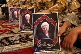 مراسم ترحیم آیت الله هاشمی رفسنجانی در حرم مطهر شاهچراغ(ع) - شیراز ‎
