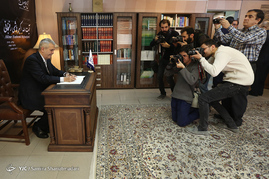 مراسم ادای احترام و امضای یادبود آیت اله هاشمی رفسنجانی توسط سفرای خارجی