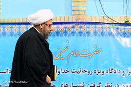 همایش ائمه جمعه و جماعات و نمایندگان ولی فقیه
