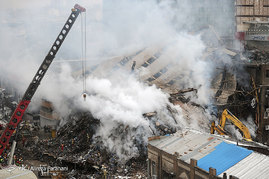 سومین روز عملیات امداد و نجات در ساختمان پلاسکو