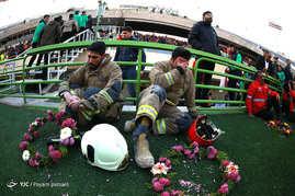 دیدار تیم‌های فوتبال پرسپولیس و گسترش فولاد

