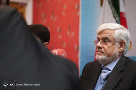 نشست خبری عارف
