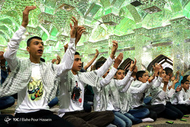 جشن عبادت دانش آموزان در شیراز‎
