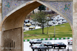 یک روز بارانی در شیراز
