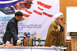 نشست بررسی ابعاد حقوقی نفوذ در عرصه اقتصاد سیاسی
