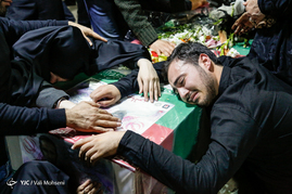 وداع با شهدای آتش نشان در معراج شهدا

