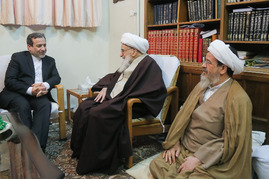 دیدار عراقچی با مراجع تقلید و علما در قم‎
