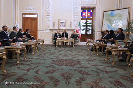دیدار رئیس مجلس با وزیر امور خارجه ی فرانسه
