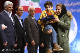 مراسم تجلیل از نفرات برتر آزمون سراسری و المپیاد علمی دانشجویی کشور
