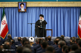 دیدار جمعی از فرماندهان و کارکنان نیروی هوایی ارتش و قرارگاه پدافند هوایی با رهبر معظم انقلاب
