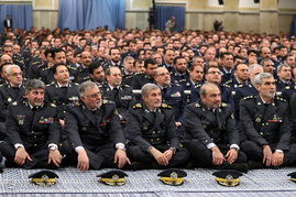 دیدار جمعی از فرماندهان و کارکنان نیروی هوایی ارتش و قرارگاه پدافند هوایی با رهبر معظم انقلاب
