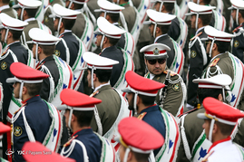سخنرانی رئیس جمهور در راهپیمایی 22بهمن
