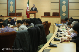نشست خبری 