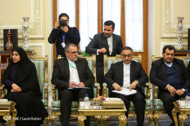 دیدار نخست وزیر سوئد با علی لاریجانی