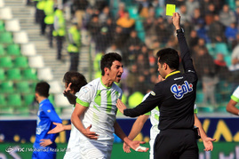 دیدار تیم های فوتبال ذوب آهن اصفهان و استقلال تهران‎