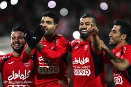 دیدار تیم های فوتبال پرسپولیس و سپاهان