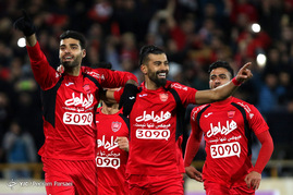 دیدار تیم های فوتبال پرسپولیس و سپاهان