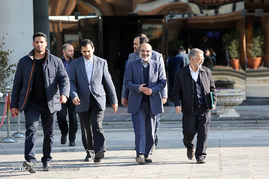 آیین تجلیل از عوامل سریال معمای شاه با حضور رئیس رسانه ملی