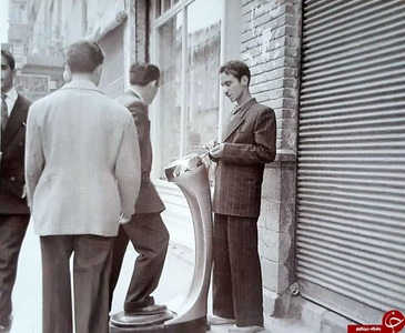 گشت وگذاری درخیابان لاله‌زار و مردی که داد می زنه : وزنتوامتحان کن