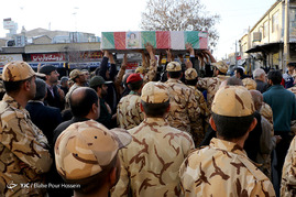 تشییع پیکر 10 شهید گمنام در شیراز