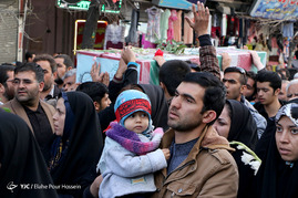 تشییع پیکر 10 شهید گمنام در شیراز