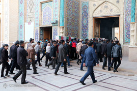 تشییع پیکر 10 شهید گمنام در شیراز