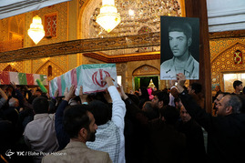 تشییع پیکر 10 شهید گمنام در شیراز