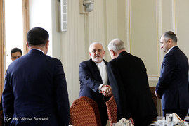 دیدار ظریف با سفرای کشورهای مشترک المنافع
