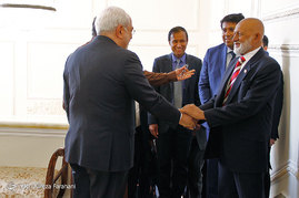 دیدار ظریف با رییس مجلس سریلانکا