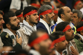 دیدار مسئولان و دست‌اندرکاران راهیان نور با رهبرمعظم انقلاب