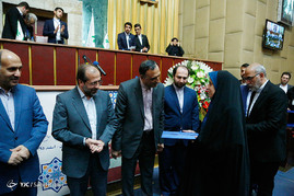دومین نشست هشتمین دوره مجلس دانش آموزی