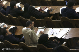 نشست خبری رئیس مجلس شورای اسلامی