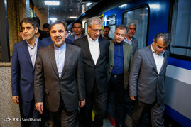 مراسم آغاز بهره برداری از واگن های مسافری ناوگان ریلی کشور