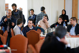نشست صمیمانه سخنگوی وزارت امور خارجه با اصحاب رسانه