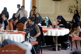 نشست صمیمانه سخنگوی وزارت امور خارجه با اصحاب رسانه