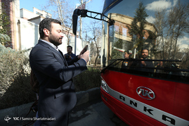 رونمایی از اتوبوس گردشگری