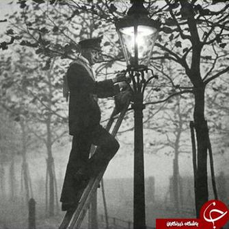 افراد در گذشته مجبور بودند تمام چراغ های خیابان را یک به یک روشن کنند .سال 1908 میلادی .