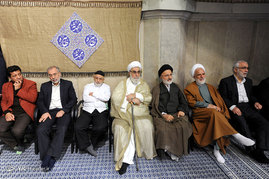 دیدار جمعی از مداحان و ذاکران اهل بیت (ع) با رهبر معظم انقلاب در سالروز ولادت حضرت فاطمه زهرا (س)