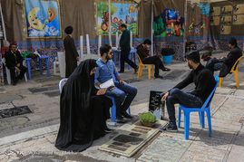 لحظه تحویل سال ۱۳۹۶در حرم حضرت فاطمه معصومه(س)