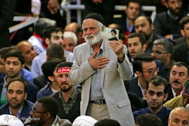 حضور و سخنرانی رهبر معظم انقلاب در اجتماع زائران و مجاوران حرم رضوی