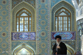حضور و سخنرانی رهبر معظم انقلاب در اجتماع زائران و مجاوران حرم رضوی