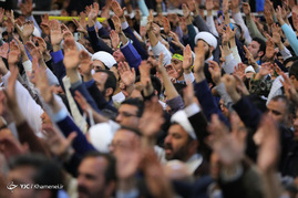 حضور و سخنرانی رهبر معظم انقلاب در اجتماع زائران و مجاوران حرم رضوی