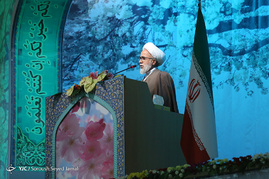 اولین نماز جمعه سال 1396
