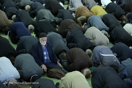 اولین نماز جمعه سال 1396