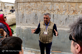 بازدید مسافران نوروزی از تخت جمشید _ شیراز‎