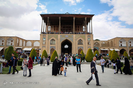 مسافران نوروزی در اصفهان