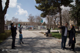 عمارت چهلستون قزوین‎