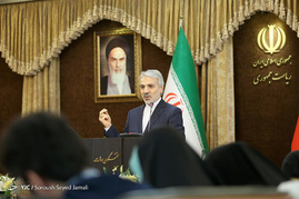 اولین نشست خبری سخنگوی دولت در سال 96