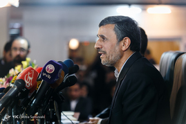 کنفرانس خبری محمود احمدی‌نژاد